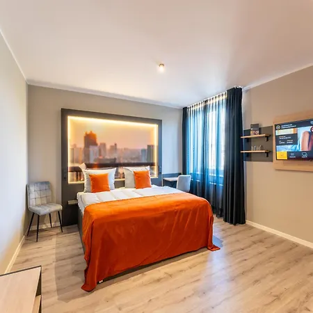 Juststay & 3*
