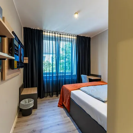 Hotel Juststay & 3*