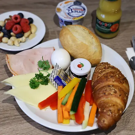 Hotel Juststay & 3*