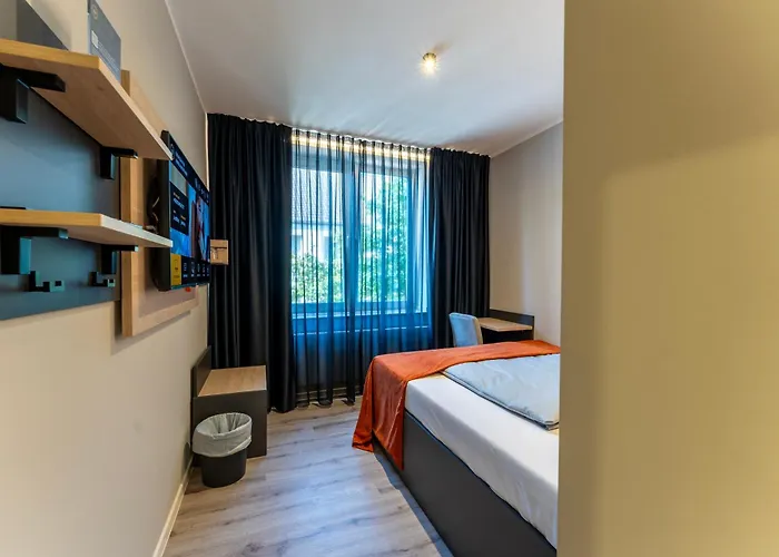 Otel Juststay & 3*